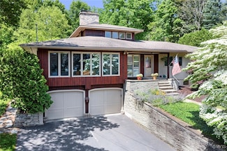 12 Gayle Rd, Skaneateles, NY 13152