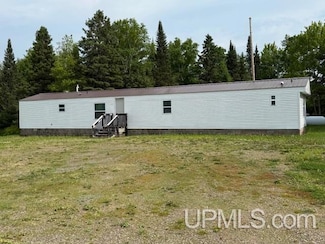5521 First Crossing Rd, Florence T-Wi, WI 54121