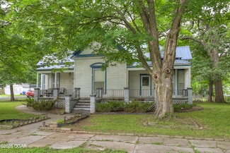 117 S 11th St, Sarcoxie, MO 64862