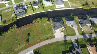 316 SW 13th Ct, Cape Coral, FL 33991