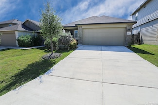 13912 Lignite Rd, San Antonio, TX 78253