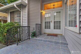 1924 Mill Pointe Dr SE, Mill Creek, WA 98012