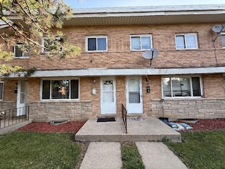 1427 Hervey Ave Unit B, North Chicago, IL 60064