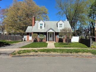 9 Walter Place, Bristol, CT 06010