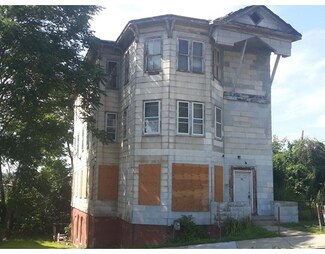 15 Norfolk St, Worcester, MA 01604