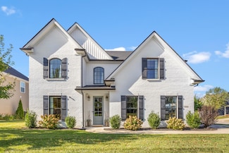 2002 Covington Dr, Lexington, KY 40509