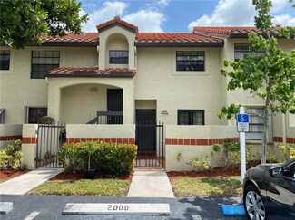 2009 Congressional Way, Deerfield Beach, FL 33442