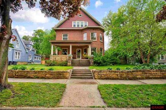 211 E Pleasant St, Mankato, MN 56001