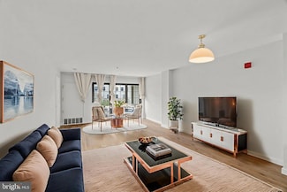 2 Leverington Ave Unit 24, Philadelphia, PA 19127