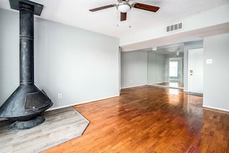 3085 Walnut Bend Ln Unit 35, Houston, TX 77042