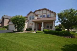 1675 Locke Ln, Vernon Hills, IL 60061
