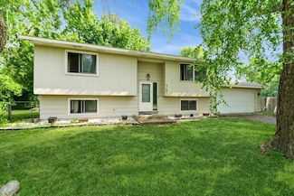 7181 Colorado Ave N, Brooklyn Park, MN 55429