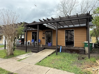 1509 Harry St, Victoria, TX 77901