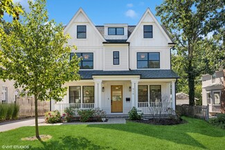 910 Oak St, Winnetka, IL 60093
