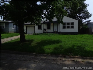 1622 S Elm Ave, Bartlesville, OK 74003