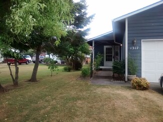1317 Maple St, Everett, WA 98201
