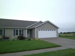 312B York St, Wilton, IA 52778