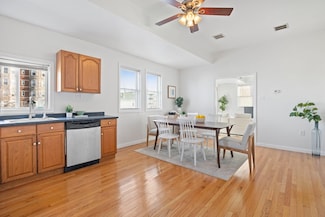 64 Washington Ave Unit 4, Chelsea, MA 02150