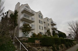 4540 45th Ave SW Unit 205, Seattle, WA 98116