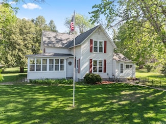 37726 2nd Ave, Dennison, MN 55018