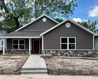 1716 Empire Ave, Joplin, MO 64804