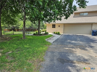 3901 Chisholm Trail, Salado, TX 76571