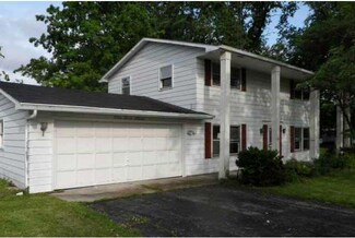 123 Oak Park Dr, Hicksville, OH 43526