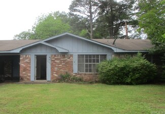 3908 S Hazel St, Pine Bluff, AR 71603
