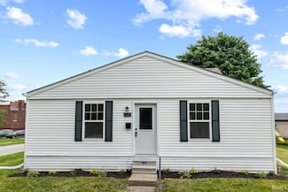 459 N Columbia St, Frankfort, IN 46041