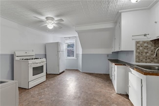 244 Paradis Ave Unit 3, Woonsocket, RI 02895