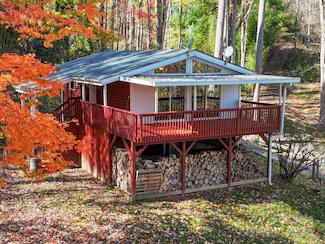 31 Windsong Dr, Waynesville, NC 28785