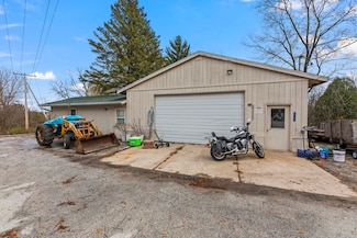 N698 Kaddatz Dr, Watertown, WI 53098