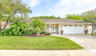 13112 Cimarron Cir N, Largo, FL 33774