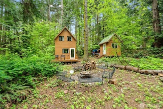 89 Eliza Island, Bellingham, WA 98226