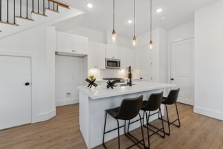5629 Azores, Houston, TX 77091