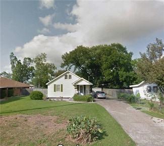 121 Sigma St, Belle Chasse, LA 70037