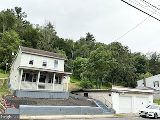 505 Peacock St, Pottsville, PA 17901