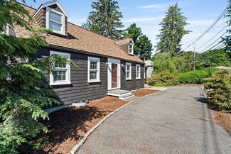 84 Lincoln St, Waltham, MA 02451