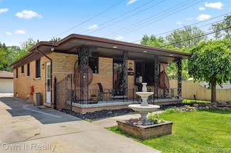 6426 Highview St, Dearborn Heights, MI 48127
