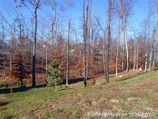 4008 Marquette Dr, Floyds Knobs, IN 47119