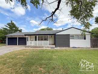 912 N Anderson St, Garden City, KS 67846