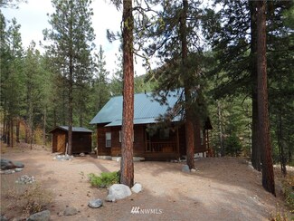 5 Bitterbrush Rd, Winthrop, WA 98862