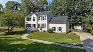 1524 Wedgewood Dr, Graham, NC 27253