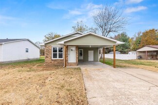 425 Pam St, Sikeston, MO 63801