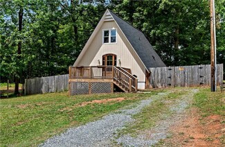 430 Auburndale St, Winston Salem, NC 27104