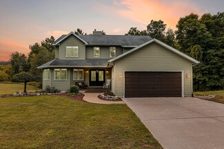 6380 Tiffany Ave NE, Rockford, MI 49341