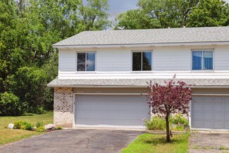 4427 Lynx Ct, Saint Paul, MN 55123