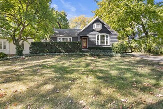 4910 Seeley Ave, Downers Grove, IL 60515