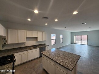 9720 E Gray Hawk Dr, Tucson, AZ 85730