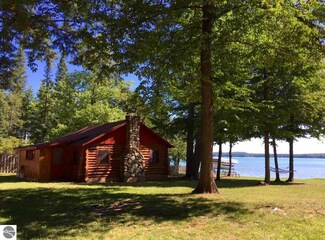 7869 Cook Rd, Williamsburg, MI 49690